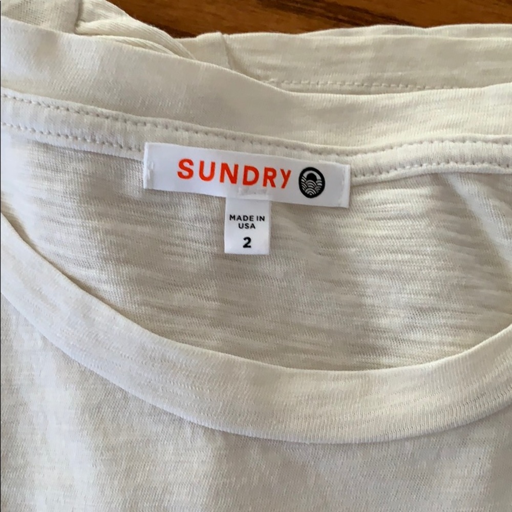 Sundry tee - Picture 3 of 3